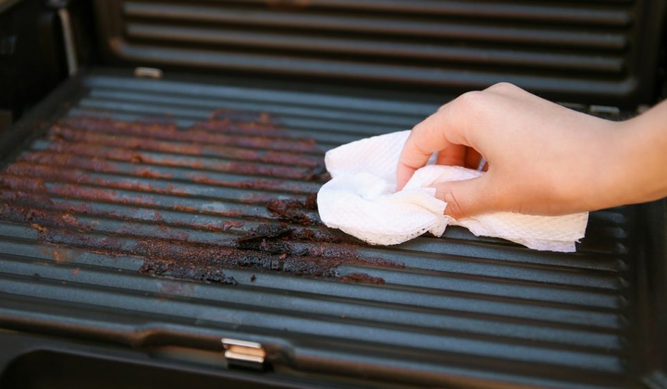 how to clean a grill