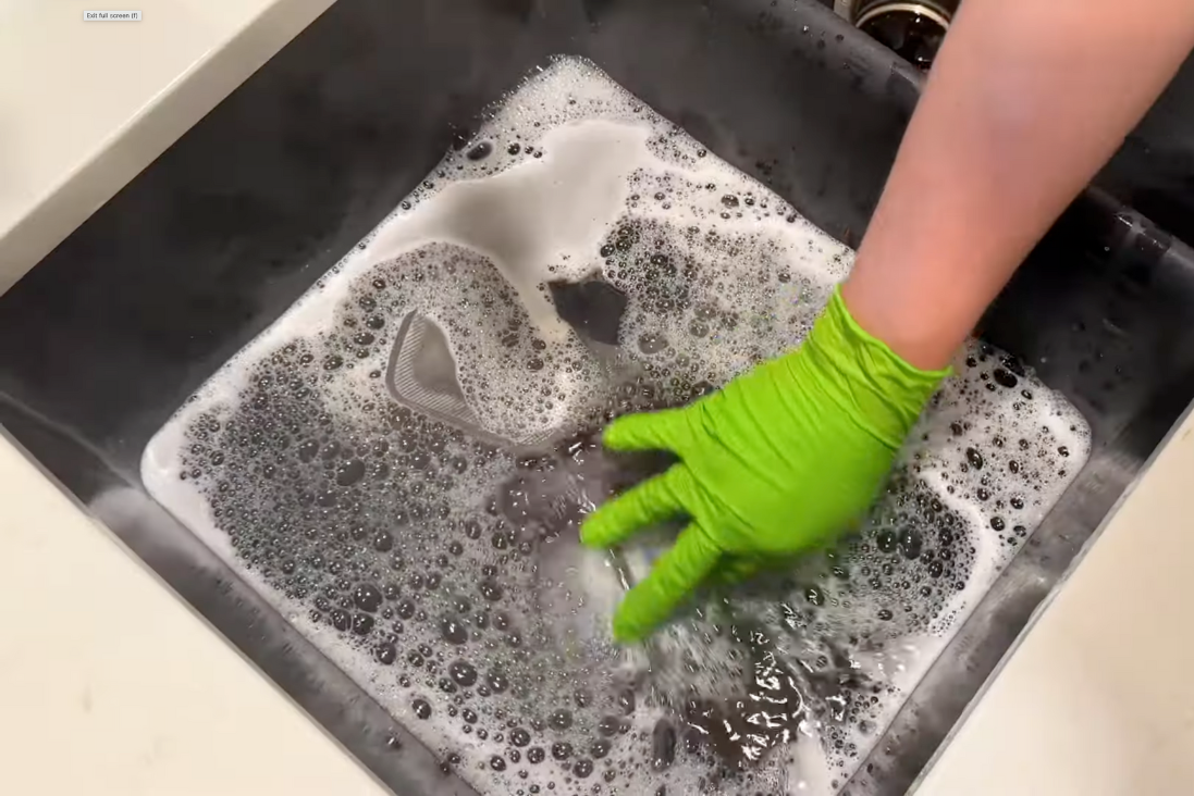 How to Clean a Dishwasher