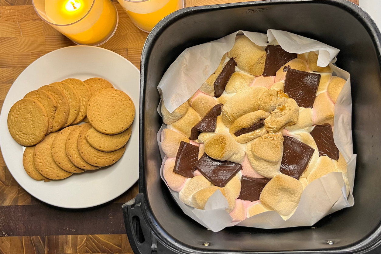 Air Fryer S'mores